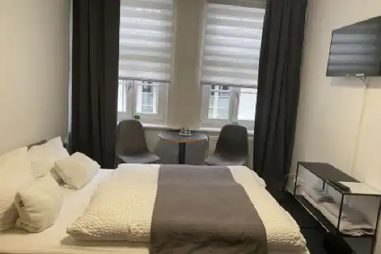 AltstadtZur Börse - 18