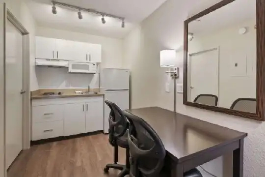 Extended Stay America Suites - Miami - Airport - Blue Lagoon - 41
