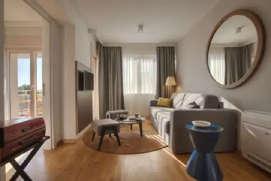 Fontana Seafront Residences - 30