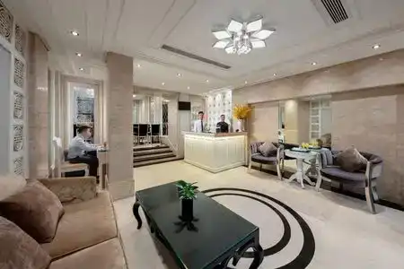 Classy Boutique - 4