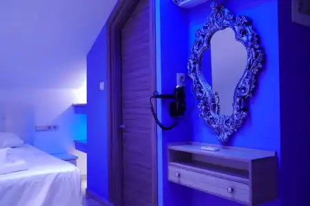 Soho Exclusive Suites - 9