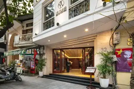 La Nueva Boutique Hanoi - 4