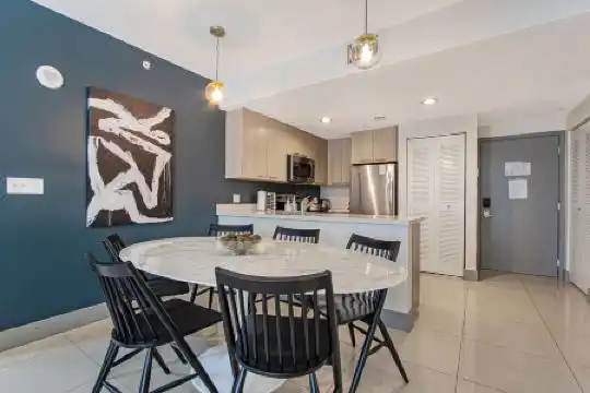 Habitat Brickell I Sextant - 229