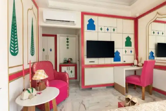 Sarang Palace - Boutique Stays & Candlelight Dining - 85