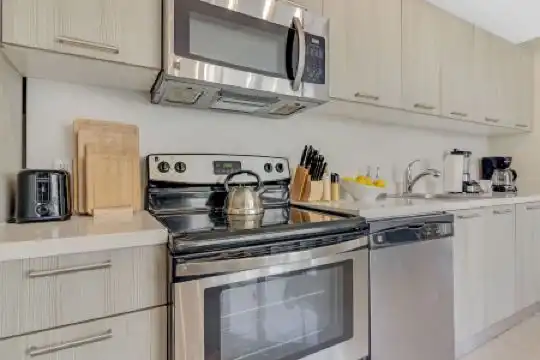 Habitat Brickell I Sextant - 176