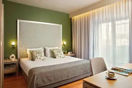 Central, Trademark Collection by Wyndham - 1