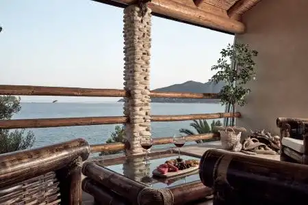 Gloria Maris Suites and Villa - 27