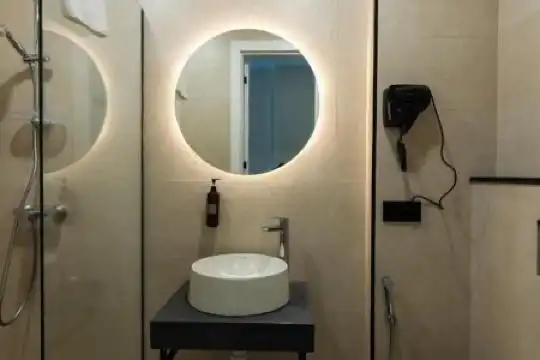 Aqua - 24