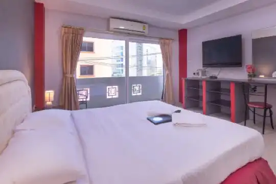 Robin's Nest Guesthouse & Restaurant - 5