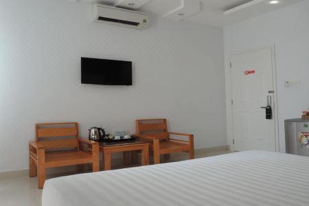 Reddoorz Yen Nam - Nguyen Trong Tuyen Street - 48