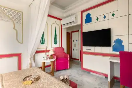 Sarang Palace - Boutique Stays & Candlelight Dining - 69