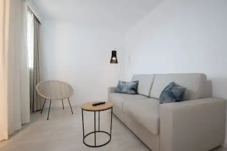 Globales Cala Bona Suites - 10