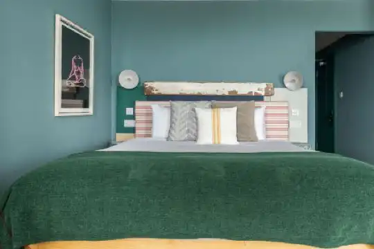 Selina Brighton - 62