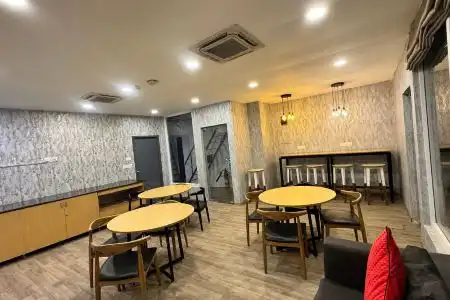 Php Boutique Townhouse - 3
