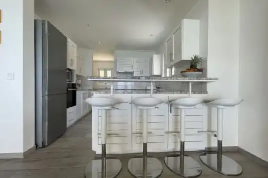VallonEnd Beachfront villa with excellent view - 29