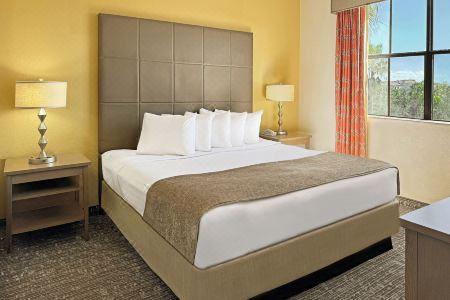 Floridays Orlando Two & Three Bed Rooms Condo Resort - 46