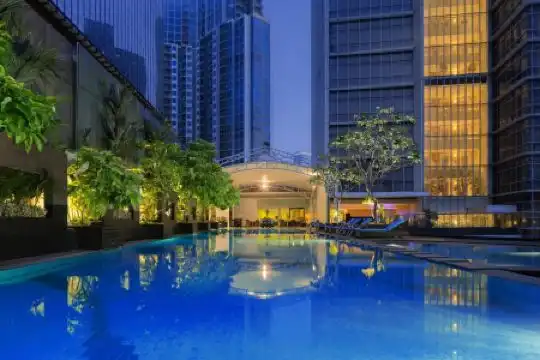 Oakwood Premier Cozmo - 50