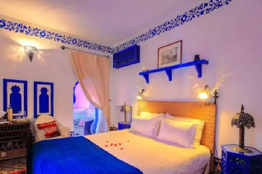 Riad Kaiss By Anika - 111
