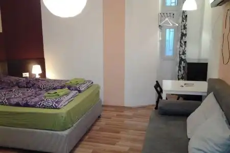 Kocka Szálló - 25