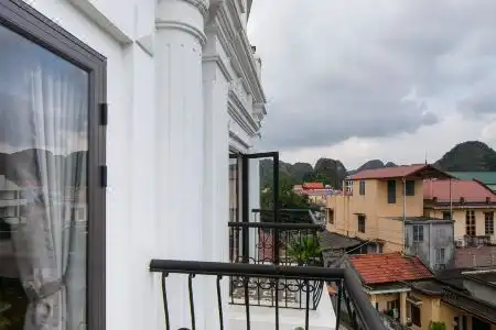 Nam Hoa - 28