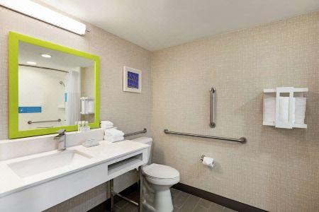 Hampton Inn & Suites Fort Lauderdale Airport - 114