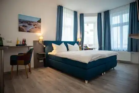 Hanseat Stralsund - 1