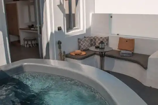 Almyra Oia Suites - 105