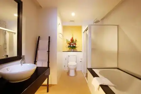 Palmyra Patong Resort Phuket - Sha Extra Plus - 16