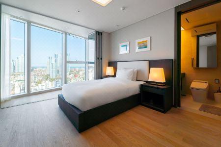 Grand Lct Residence - 201