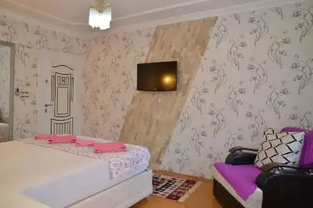 Sinter Terasse House - 80
