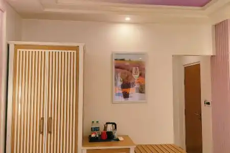 Sarang Palace - Boutique Stays & Candlelight Dining - 111