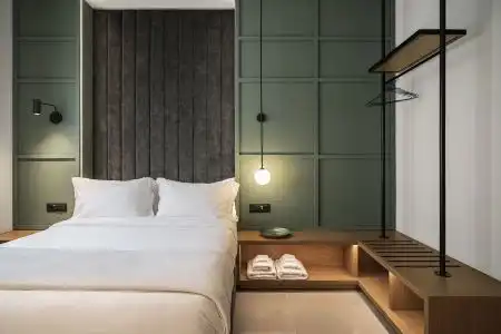 Magenta Luxury Suites - 17