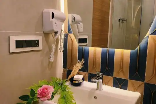 Sarang Palace - Boutique Stays & Candlelight Dining - 50
