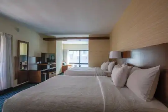 Fairfield Inn and Suites Chicago Downtown-River North - 19