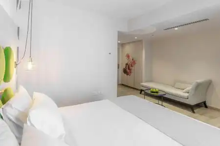 Emerald Suites - 12