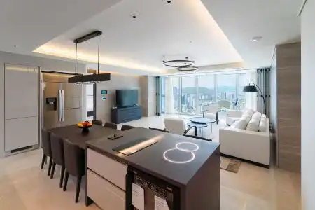 Grand Lct Residence - 105