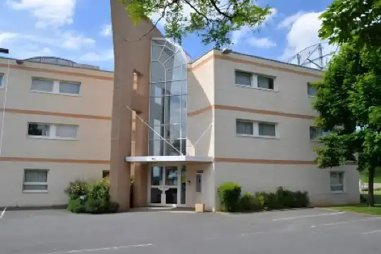 F1 Rénové Bourges Le Subdray - 1