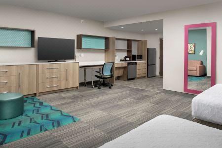 Home2 Suites By Hilton Miami Airport South Blue Lagoon - 59