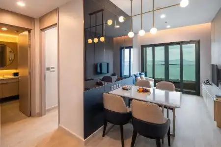 S Sriracha & Residence - 92