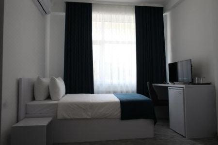 Glass Cube - 7
