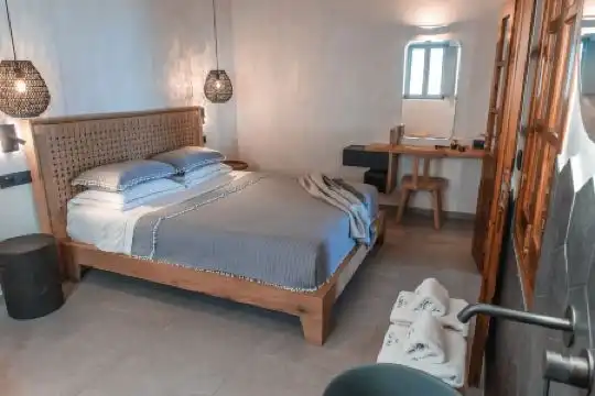 Almyra Oia Suites - 52