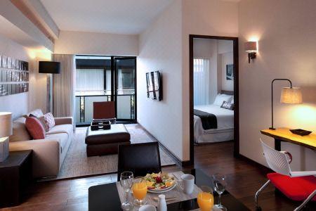 Las Suites Campos Eliseos - 50