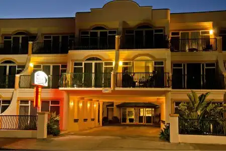 Beachfront - 8