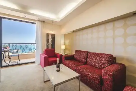 HEC Residence - 88