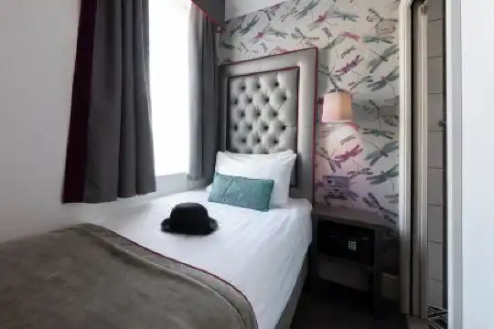 The Beverley London - Victoria - 13