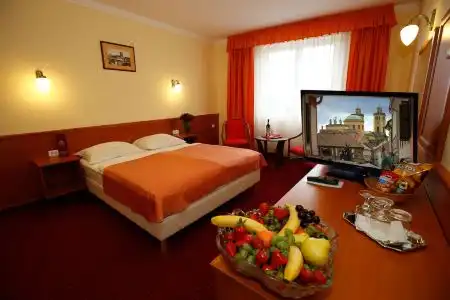 Korona Wellness, Rendezvény és Borszálloda - 11