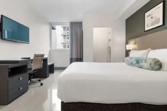 Habitat Brickell I Sextant - 101