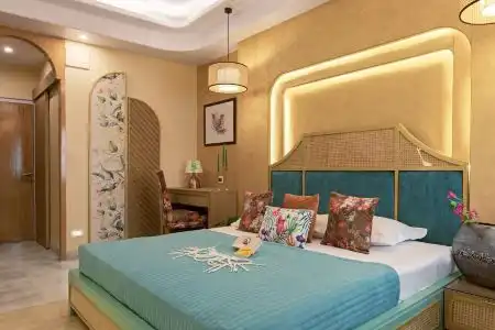Sarang Palace - Boutique Stays & Candlelight Dining - 11