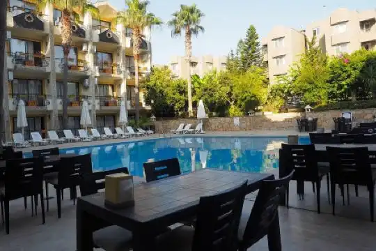 Club Herakles - 7