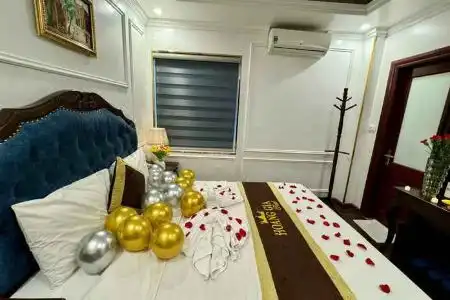 Royal Nhân hòa - 23